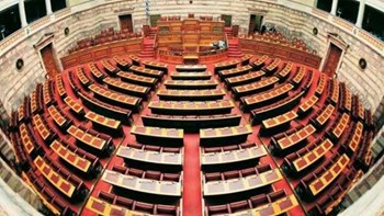 ΣΥΡΙΖΑ: Τροπολογία για στέρηση πολιτικών δικαιωμάτων των μελών της Χρυσής Αυγής