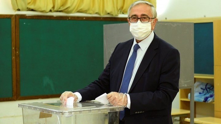 Κύπρος: Τατάρ και Ακιντζί στο δεύτερο γύρο των “εκλογών” στα Κατεχόμενα