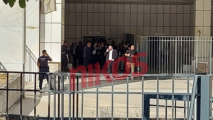 Δίκη Χρυσής Αυγής: Αίτημα εξαίρεσης του δικαστηρίου κατέθεσε ο Γιάννης Λαγός