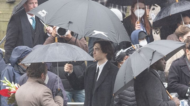 Μπάτμαν: Επέστρεψε στα γυρίσματα ο Ρόμπερτ Πάτινσον μετά τον κορονοϊό -Οι πρώτες ΦΩΤΟ