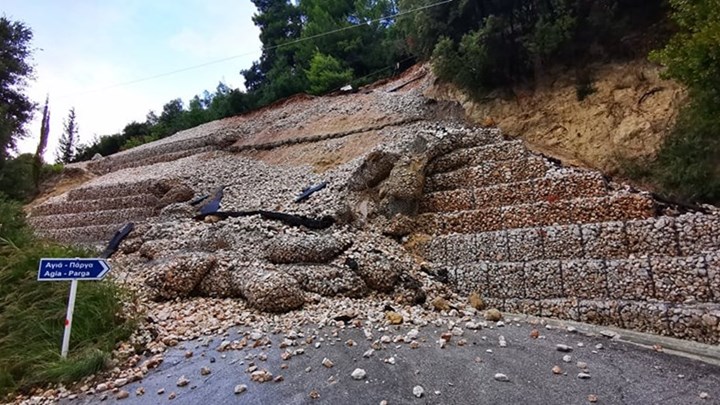 Πρέβεζα: Κατολισθήσεις στο επαρχιακό δίκτυο λόγω της κακοκαιρίας – Κατέρρευσε έργο αντιστήριξης – ΦΩΤΟ