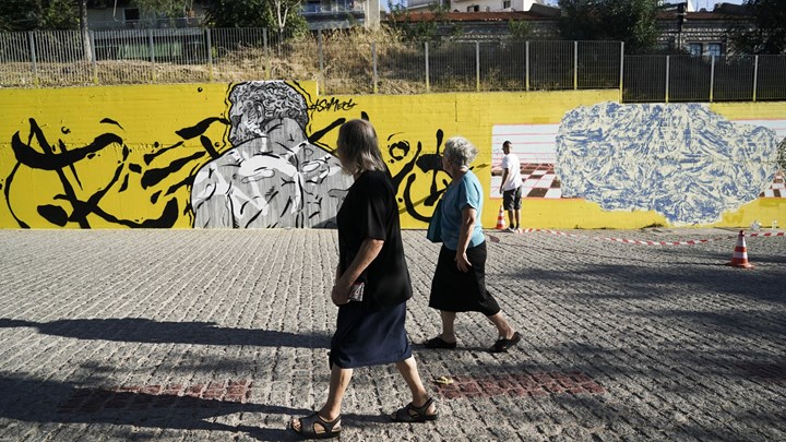 Street art: Το εντυπωσιακό γκράφιτι πέντε καλλιτεχνών σε συνεργασία με τον Δήμο Αθηναίων – ΦΩΤΟ