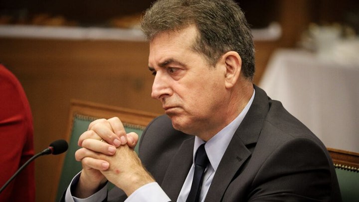 Κορονοϊός: Σε καραντίνα μπαίνει ο Χρυσοχοΐδης – Μέλος της οικογένειάς του βγήκε θετικό στον ιό