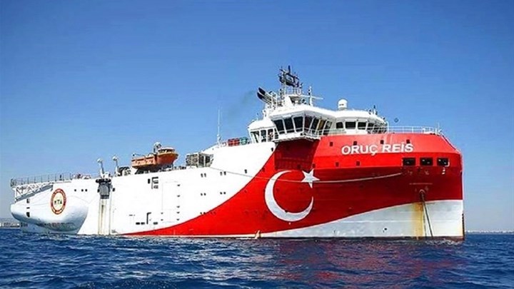 “Τραβάει το σχοινί” η Τουρκία με το Ορούτς Ρέις – Οι νέες προκλητικές δηλώσεις Καλίν και Ντονμέζ