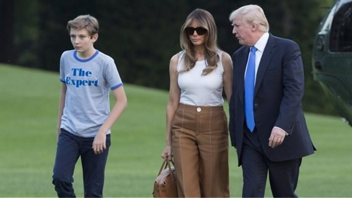 ΗΠΑ: Θετικός στον νέο κορονοϊό ο 14χρονος γιος του προέδρου Τραμπ, ανακοίνωσε η Μελάνια