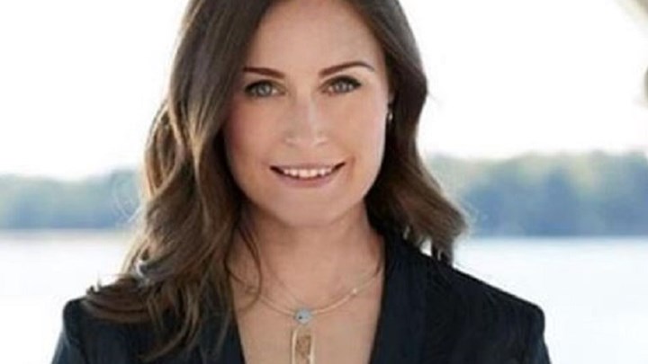 Σάλος στα social media με το βαθύ ντεκολτέ της Φινλανδής Πρωθυπουργού – Viral το hashtag υποστήριξης