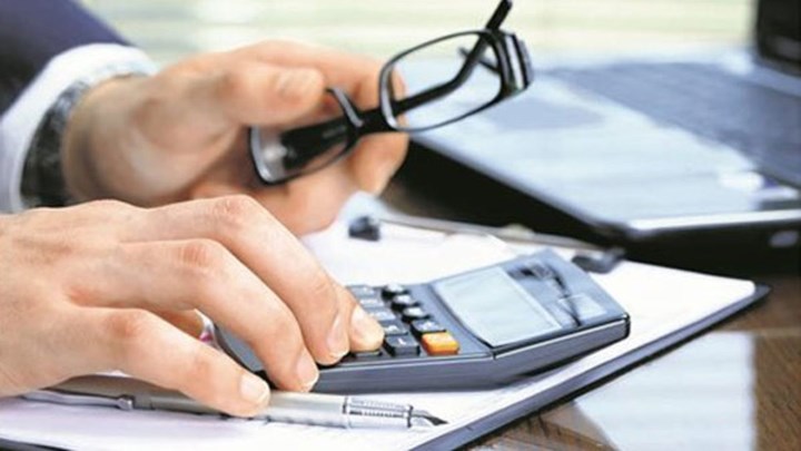 Συντάξεις: Ανατροπές στην εθελουσία ΔΕΚΟ – τραπεζών – Το κλειδί για την 35ετία και οι παγίδες