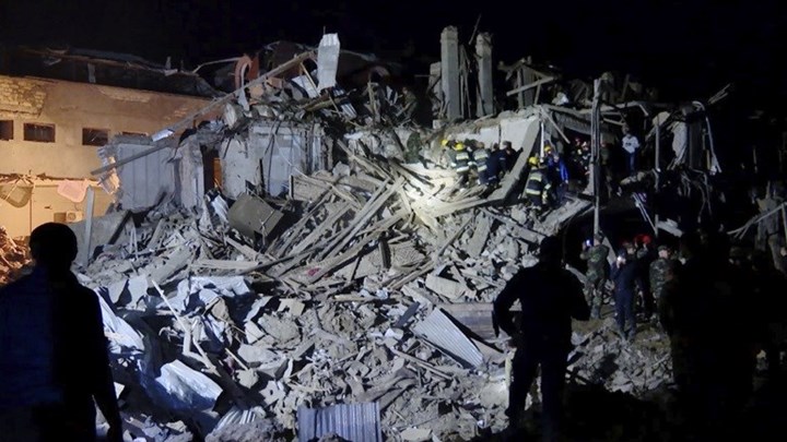 Αζερμπαϊτζάν: Πύραυλος έπληξε κατοικημένη περιοχή –  Αναφορές για έξι νεκρούς και 35 τραυματίες