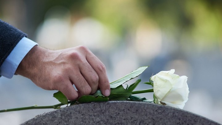 Θρήνος στα Τρίκαλα: Έφυγε από τη ζωή 18χρονος – Σήμερα η κηδεία του