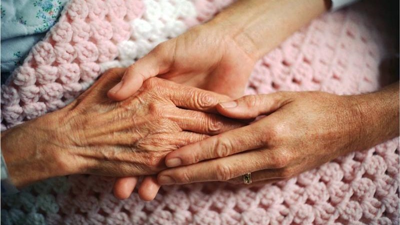 Κορονοϊός-Ιωάννινα: Άλλοι τρεις ηλικιωμένοι από το γηροκομείο θετικοί – Μεταφέρθηκαν στο νοσοκομείο