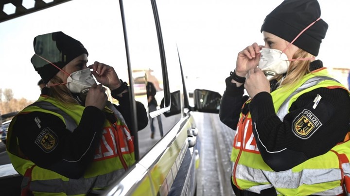 Κορονοϊός-Ελβετία: Η κυβέρνηση αυστηροποιεί τα περιοριστικά μέτρα