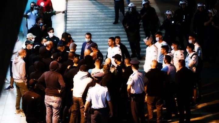 Παναθηναϊκός: Αποδοκιμάστηκαν οι παίκτες από οπαδούς στο «Ελ. Βενιζέλος» – ΦΩΤΟ