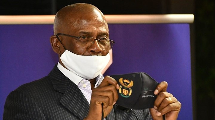 Κορονοϊός – Νότια Αφρική: Θετικός ο υπουργός Υγείας