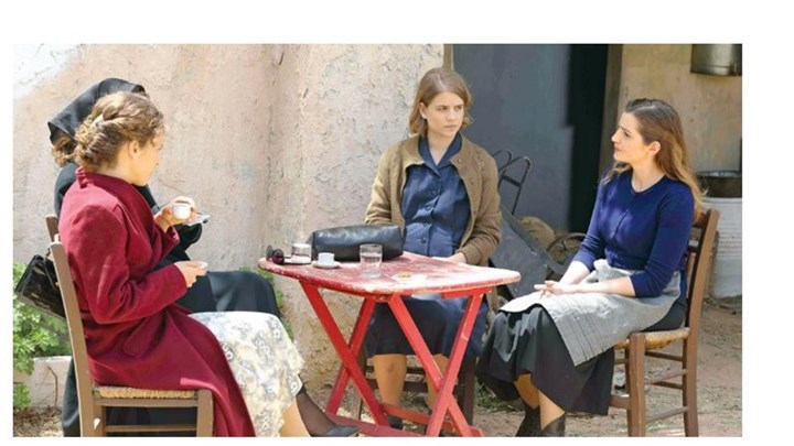 Άγριες Μέλισσες: “Δεν θα υπάρξει τρίτος κύκλος” – Τι αποκάλυψε το συγγραφικό δίδυμο της σειράς