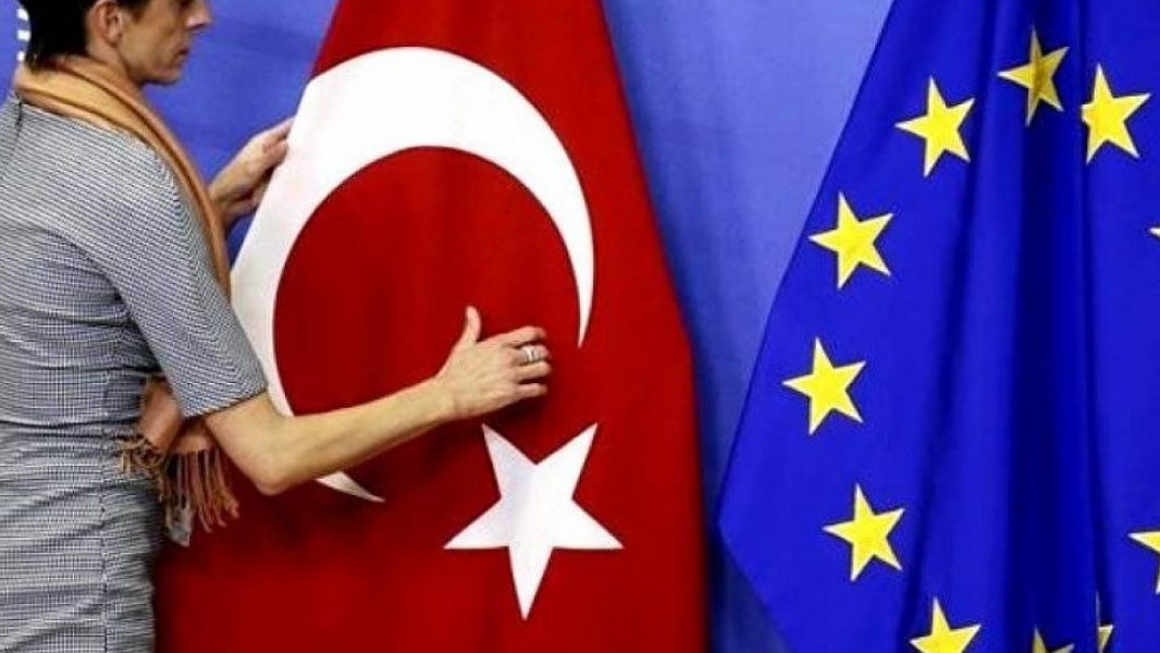 Αναστολή τελωνειακής σύνδεσης Ε.Ε. – Τουρκίας ζητεί η Ελλάδα