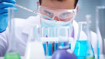 Κορονοϊός: Πώς τα ιικά επίπεδα ενός πληθυσμού “προβλέπουν” τον ρυθμό εξάπλωσης του ιού