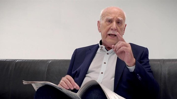 Γιώργος Παπαδάκης: Σε σποτ για τη χρήση μάσκας και τον αντιγριπικό εμβολιασμό – ΒΙΝΤΕΟ