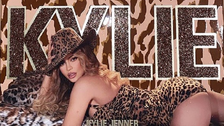 Η “άγρια πλευρά” της Κάιλι Τζένερ: Ποζάρει με λεοπάρ κορμάκι και “ρίχνει” το Instagram – ΦΩΤΟ