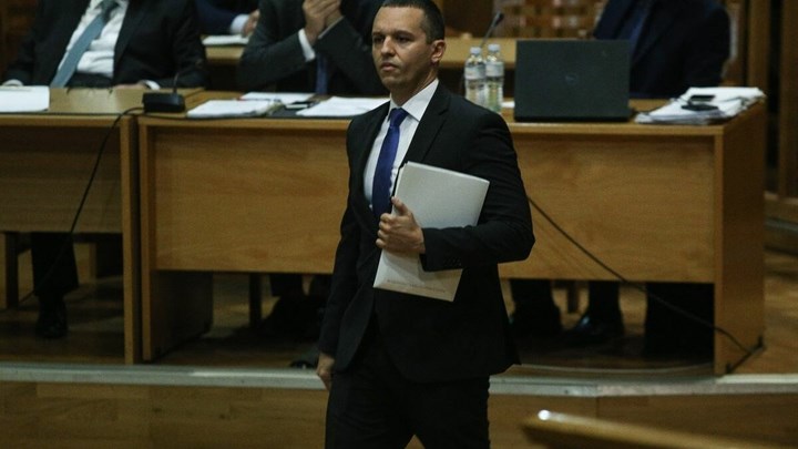 Δίκη Χρυσής Αυγής: Το αίτημα του Κασιδιάρη – Επιχειρεί να εμπλέξει πολιτικά πρόσωπα