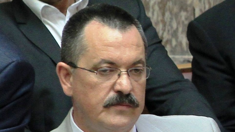 Χρυσή Αυγή: Αναζητείται ο Χρήστος Παππάς – Έφοδος της αστυνομίας στο σπίτι του