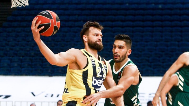 Παναθηναϊκός-Φενέρ 62-56 (30′)