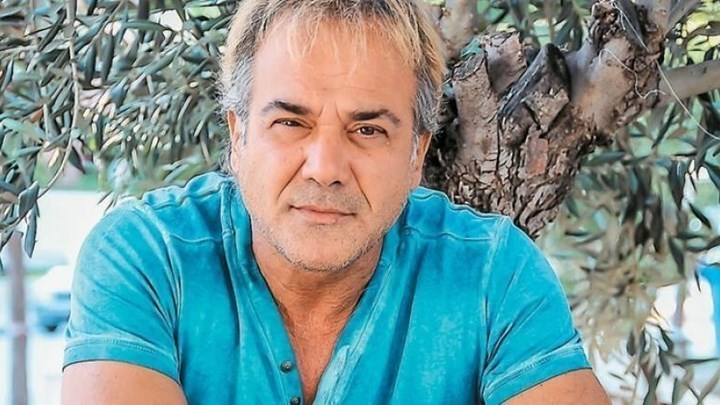 Παύλος Ευαγγελόπουλος: Ο ορκισμένος εργένης αποκαλύπτει γιατί δεν έκανε ποτέ πρόταση γάμου