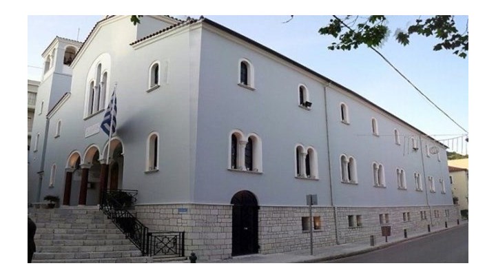 Ναύπακτος: Ιερέας αρνήθηκε να κοινωνήσει 8χρονη – Εξώδικο στη Μητρόπολη έστειλε η οικογένειά της