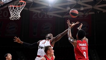 Μπάγερν-Ολυμπιακός 61-53 (30′)