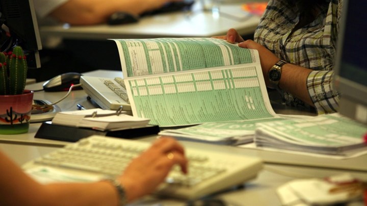Εφορία: Έρχονται “ραβασάκια” με έξτρα φόρους για αδήλωτα εισοδήματα του 2014