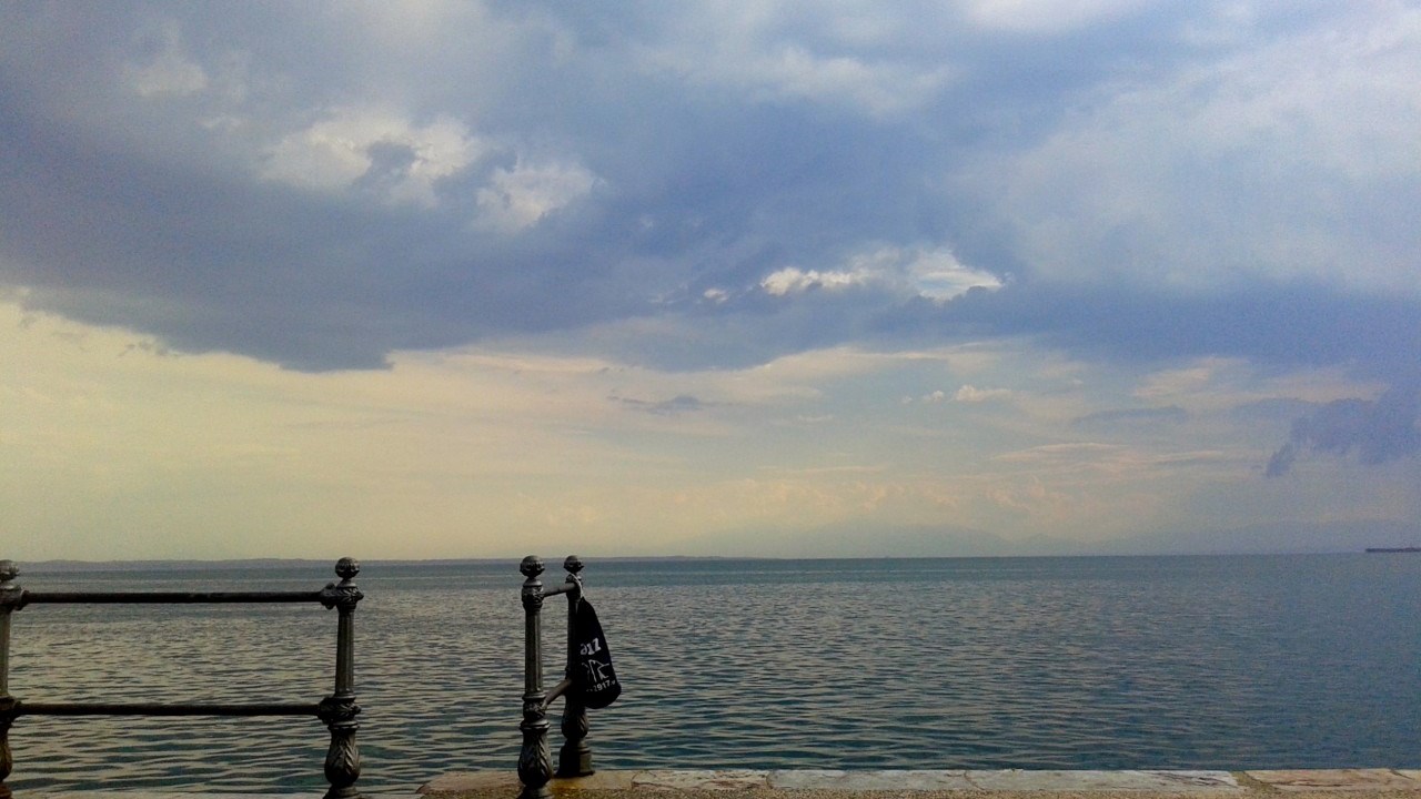 Καιρός: Συννεφιασμένη Κυριακή – Σε ποιες περιοχές θα βρέξει