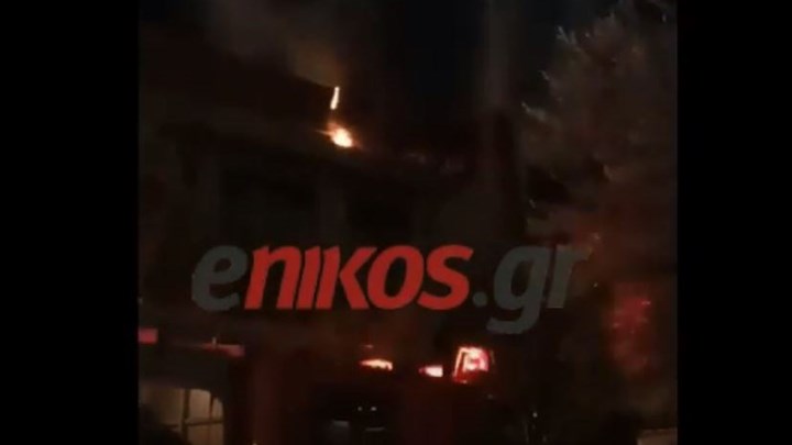 Παλαιό Φάληρο: Τρεις τραυματίες από τη φωτιά που ξέσπασε σε εστιατόριο – ΒΙΝΤΕΟ αναγνώστη