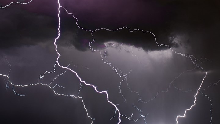 Κακοκαιρία “Κίρκη”: Έρχονται από το βράδυ ισχυρές βροχές και καταιγίδες – Πού θα χτυπήσουν τα φαινόμενα