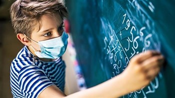 Κρήτη: 69 παιδιά δεν έχουν κάνει ούτε μία ώρα μάθημα φέτος επειδή οι γονείς τους είναι αρνητές μάσκας