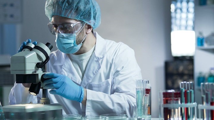 Κορονοϊός: Τα κρούσματα στη Βρετανία διπλασιάζονται κάθε εννέα μέρες – Τι δείχνει νέα μελέτη