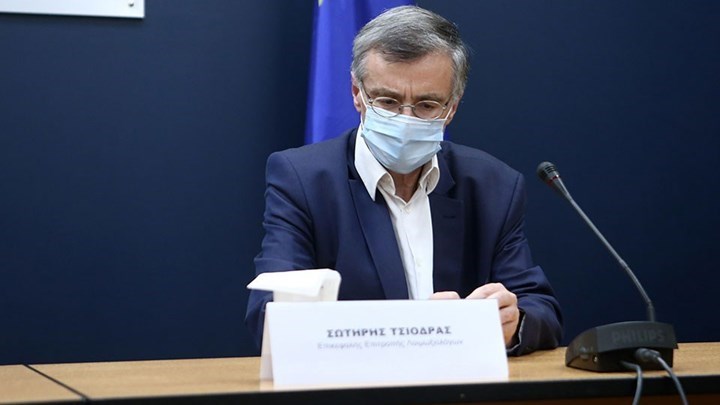 Τσιόδρας: Το στέλεχος του ιού έχει αλλάξει και έχει μεγαλύτερη μεταδοτικότητα – Τι είπε για το εμβόλιο