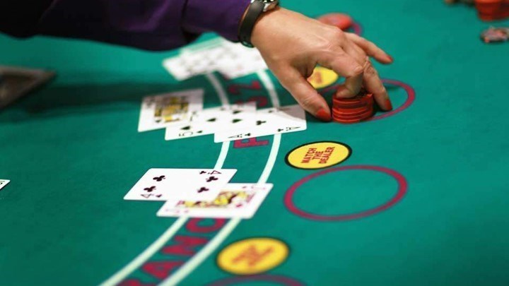 Lockdown – Νέος Κόσμος: Εντοπίστηκε ακόμη ένα παράνομο καζίνο –  Συνελήφθησαν 18 άτομα