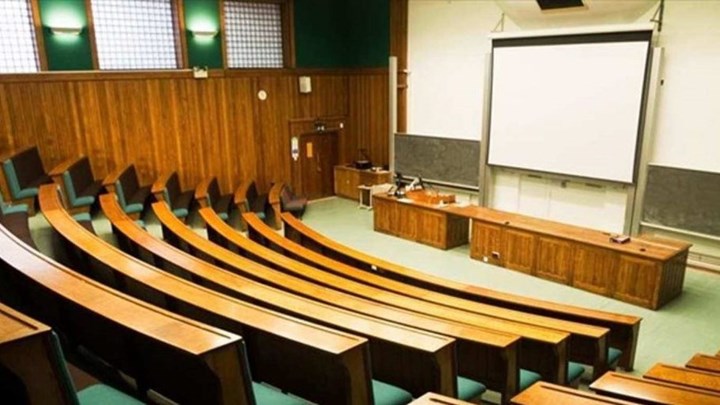 Έκκληση στον Πρωθυπουργό να ηγηθεί της μεταρρύθμισης στα πανεπιστήμια από δέκα καθηγητές