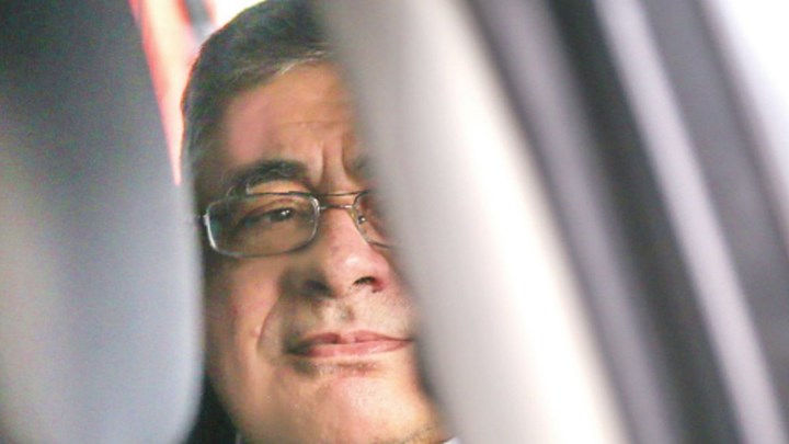 Πώς περνούν τις πρώτες ημέρες στις φυλακές οι εγκληματίες της Χ.Α. – Στην ουρά ο… φύρερ για ένα τηλεφώνημα