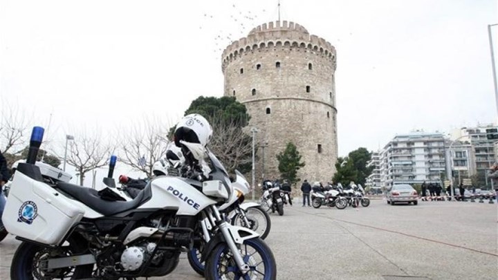 Κορονοϊός – Δήμαρχος Θεσσαλονίκης στο enikos.gr: Ζήτησα απαγόρευση κυκλοφορίας από τις 8 μ.μ.