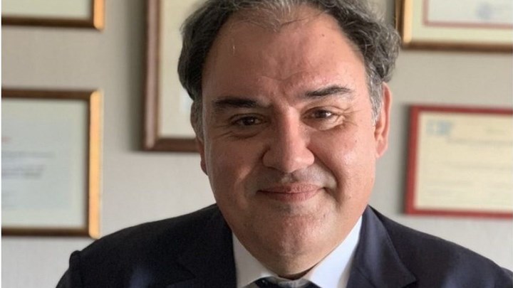 Κορονοϊός – Σαρηγιάννης: Στα 100.000 τα ενεργά κρούσματα – Τι είπε για τα Μέσα Μεταφοράς