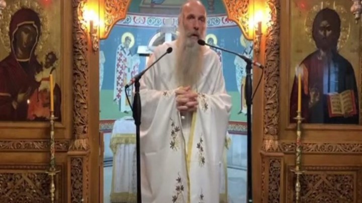 Θεσσαλονίκη: Ιερέας προειδοποιεί για «άνωθεν παρεμβάσεις» με παράδειγμα τον σεισμό στη Σάμο