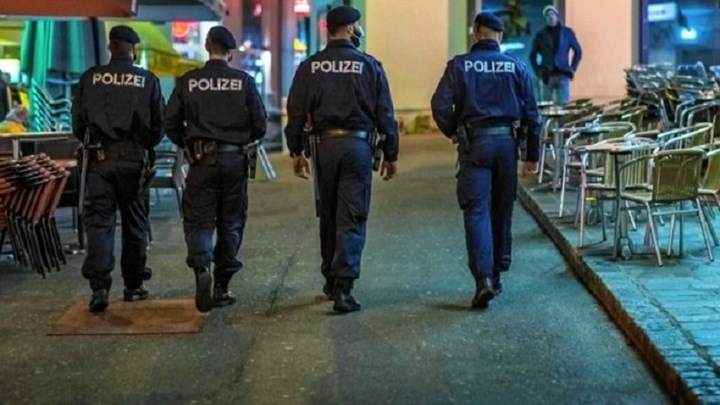 Συναγερμός στη Βιέννη – Επίθεση και πυροβολισμοί σε συναγωγή – ΒΙΝΤΕΟ