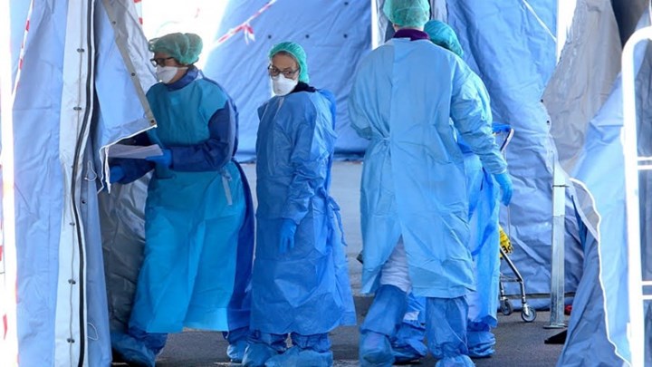 Κορονοϊός: Πότε είναι αυξημένος ο κίνδυνος διασωλήνωσης και θανάτου