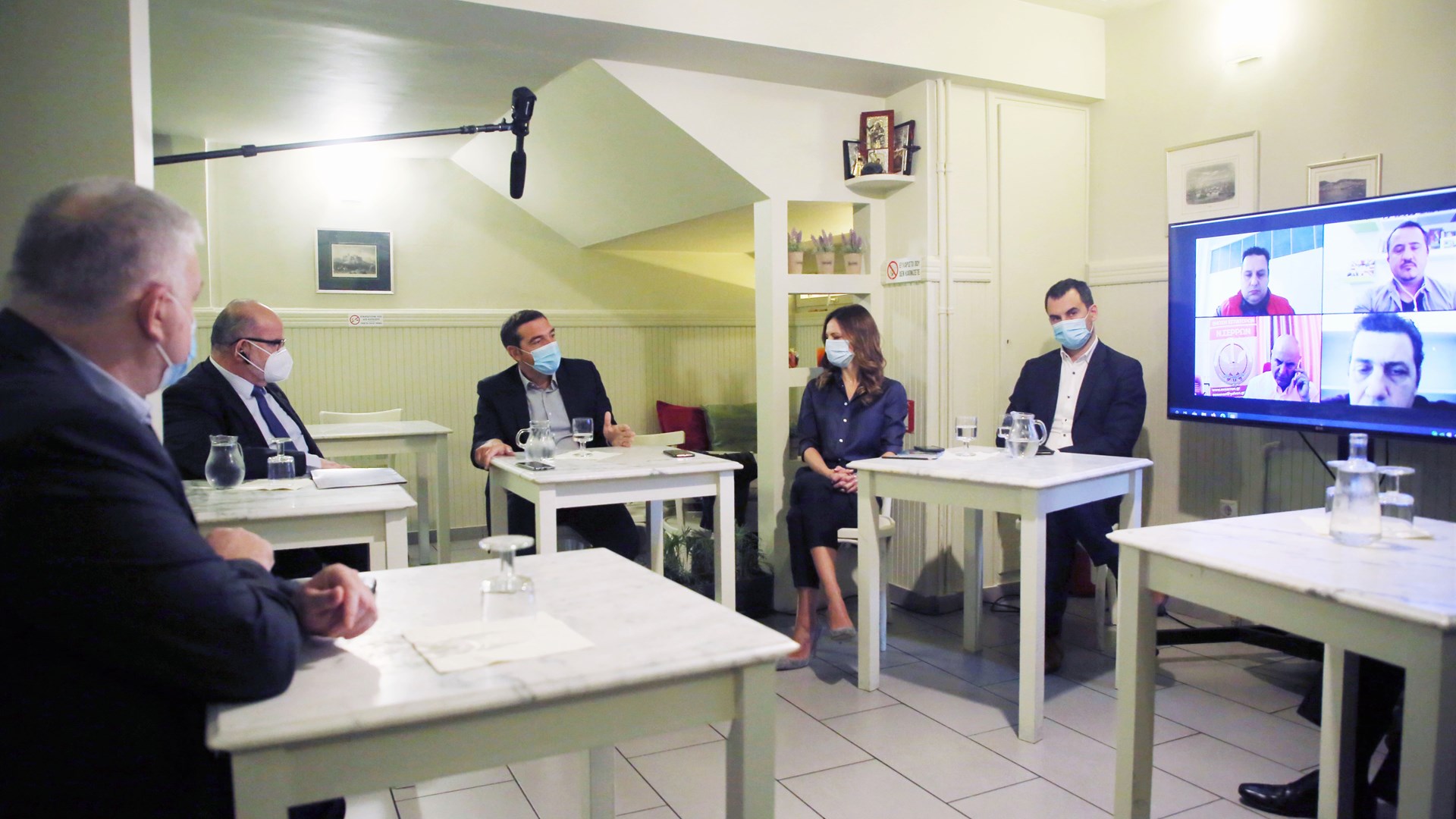 Τσίπρας σε εκπροσώπους εστίασης: Κίνδυνος χιλιάδων λουκέτων και ανεργίας – Να υπάρξει άμεση στήριξη