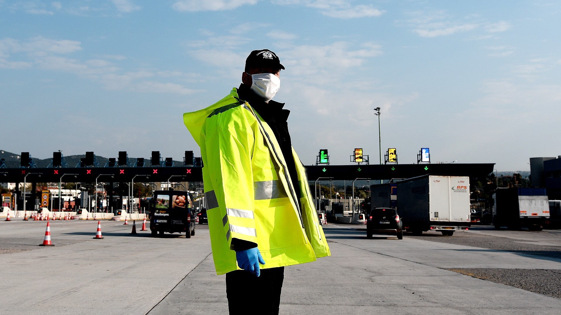 Κορονοϊός: “Μπλόκο” στις μετακινήσεις εκτός Αττικής – Πότε θα ανακοινωθεί – Όλα τα μέτρα που βρίσκονται στο τραπέζι