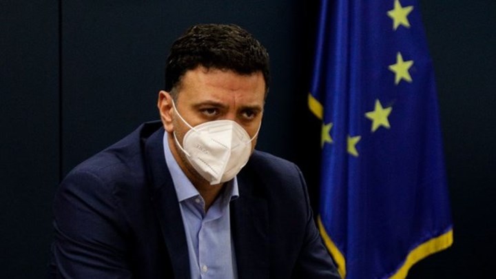 Ο Βασίλης Κικίλιας στο κεντρικό δελτίο ειδήσεων του ΑΝΤ1 με τον Νίκο Χατζηνικολάου