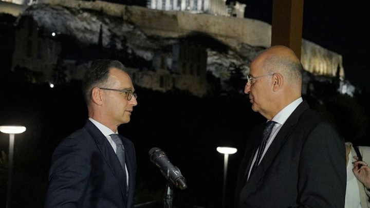 Κορονοϊός: Σε καραντίνα ο Γερμανός ΥΠΕΞ – Ακυρώνεται η συνάντηση με Δένδια