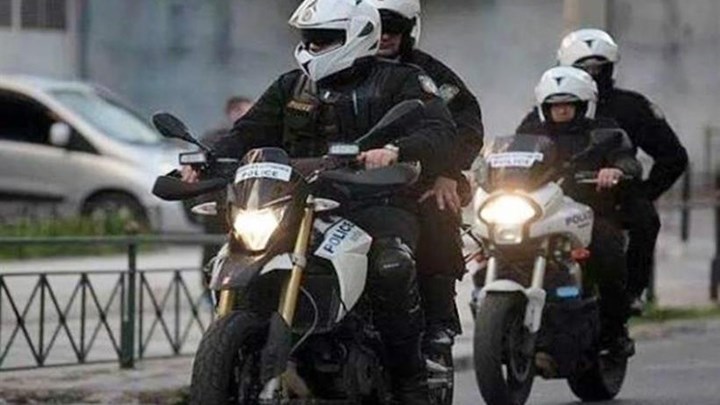 Συναγερμός στην Ασφάλεια – Συνελήφθησαν Τούρκοι με πλαστές ταυτότητες στο κέντρο της Αθήνας