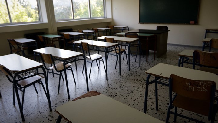 Lockdown: Τι ισχύει με τα σχολεία – Γιατί το θέμα δίχασε την επιτροπή των ειδικών