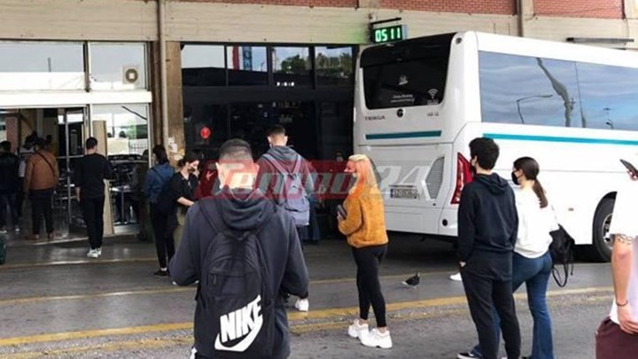 Πάτρα: Ουρές στα ΚΤΕΛ – Φοιτητές φεύγουν για να προλάβουν το lockdown – ΦΩΤΟ